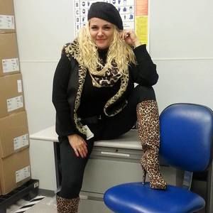 Meet your Posher, Blanca